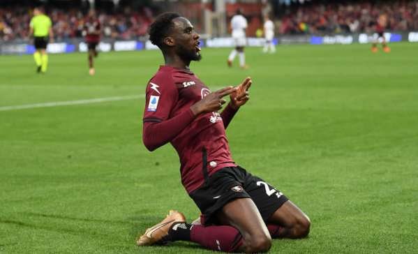 Boulaye Dia signe avec la Lazio Rome pour quatre ans